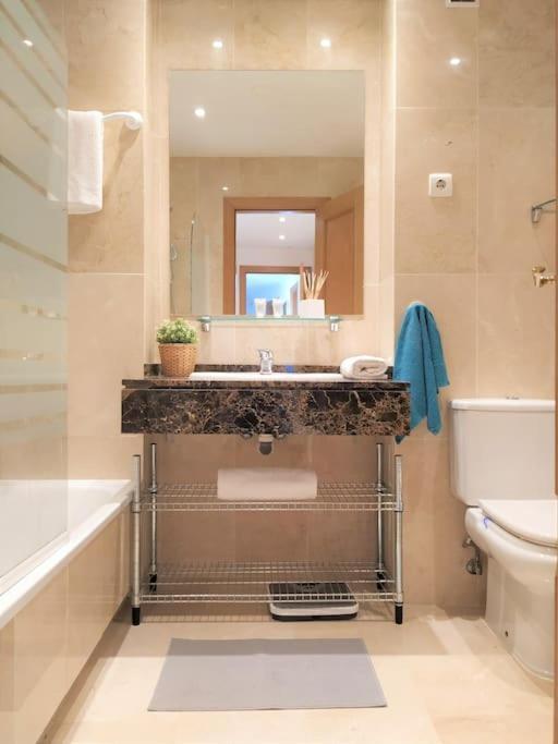 Brisa Quebrada Beach, 2 Bed, Sea Views, Pool Benalmádena Kültér fotó